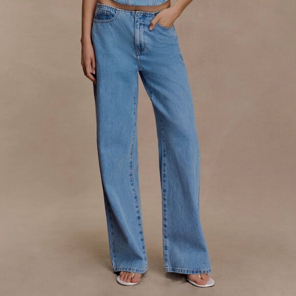 Meshki Denim - Meshki Caitlin Mid Rise Denim Jeans Classic Blue